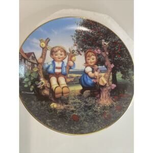 MJ Hummel Apple Tree Boy & Girl The MI Hummel Plate Collection Little Companions